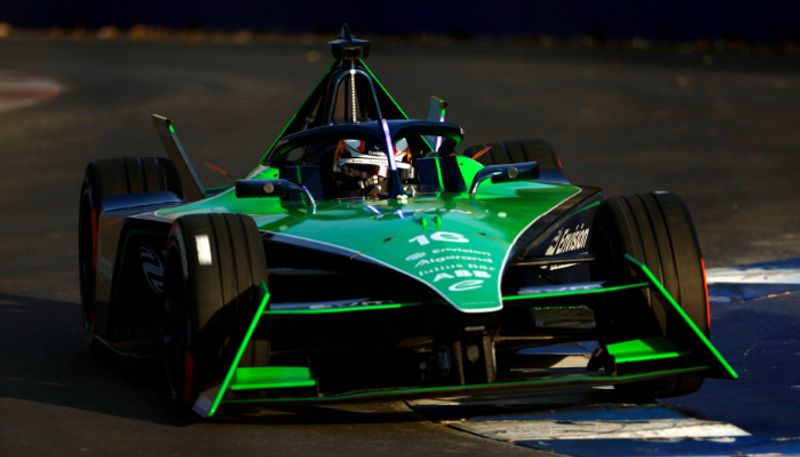 Hyderbad Formula E Race World Championship  Flags Off With E Prix, Buemi Leads The Show MSV