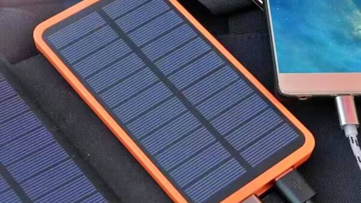 Solar Mobile Charger