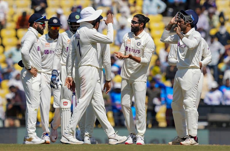 India vs Australia IND vs AUS Border-Gavaskar Trophy Nagpur/1st Test Ravindra Jadeja fined by ICC for code violation for applying soothing cream on finger-ayh