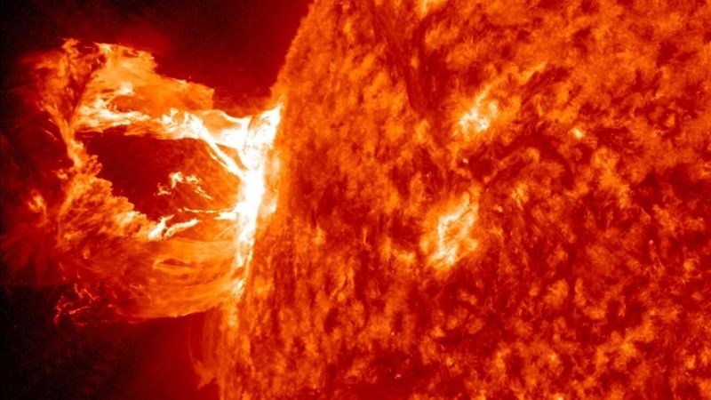 Huge Piece Of Sun Breaks Off, Scientists Stunned