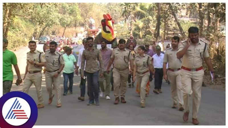 Rare Bird Hornbill Festival at  Dandeli forests  in Uttara Kannada gow