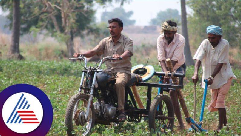 Weeding tricycle developed by channaveeraswamy mulagundamath at hubballi rav