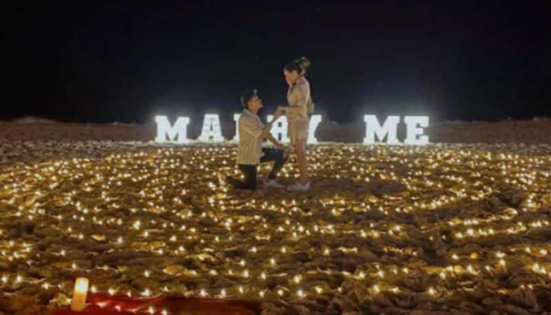 Romantic Beach Proposal Goes Wrong After Girlfriend Drops Ring azn