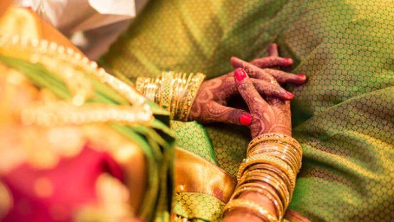 Betrothed girl commits sudden suicide at chennai