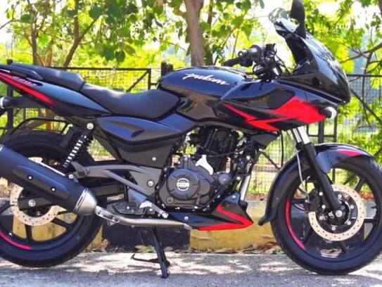 Bajaj Pulsar 220F model is ready to be released in the market again, what is the price MKA