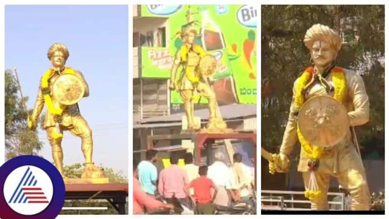 Statue of Sangolli Rayanna installed in chitradurga gow