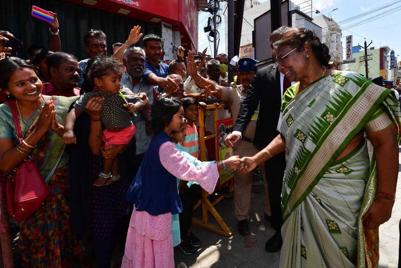 god meenakshi amman statue gift to president Droupadi Murmu in madurai