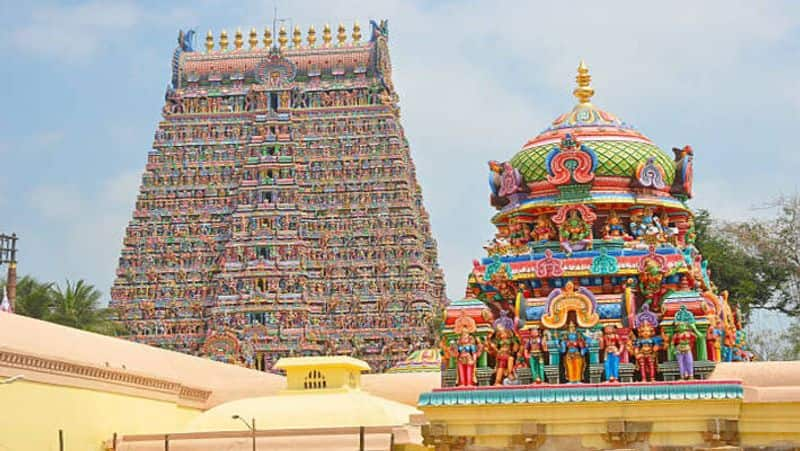 History of kumbakonam nageswarar kovil : Sunlight shines on the lingam for only 3 days! The stunning architecture of the Cholas..