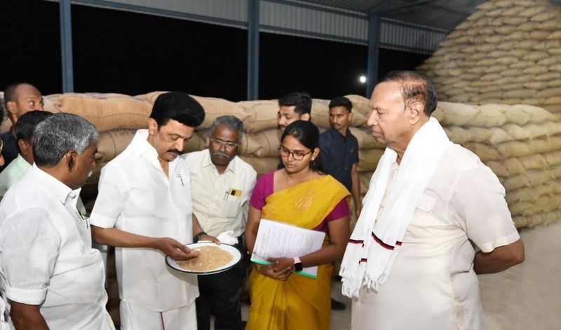 cm mk stalin inspect Paddy storage warehouse in thiruvarur