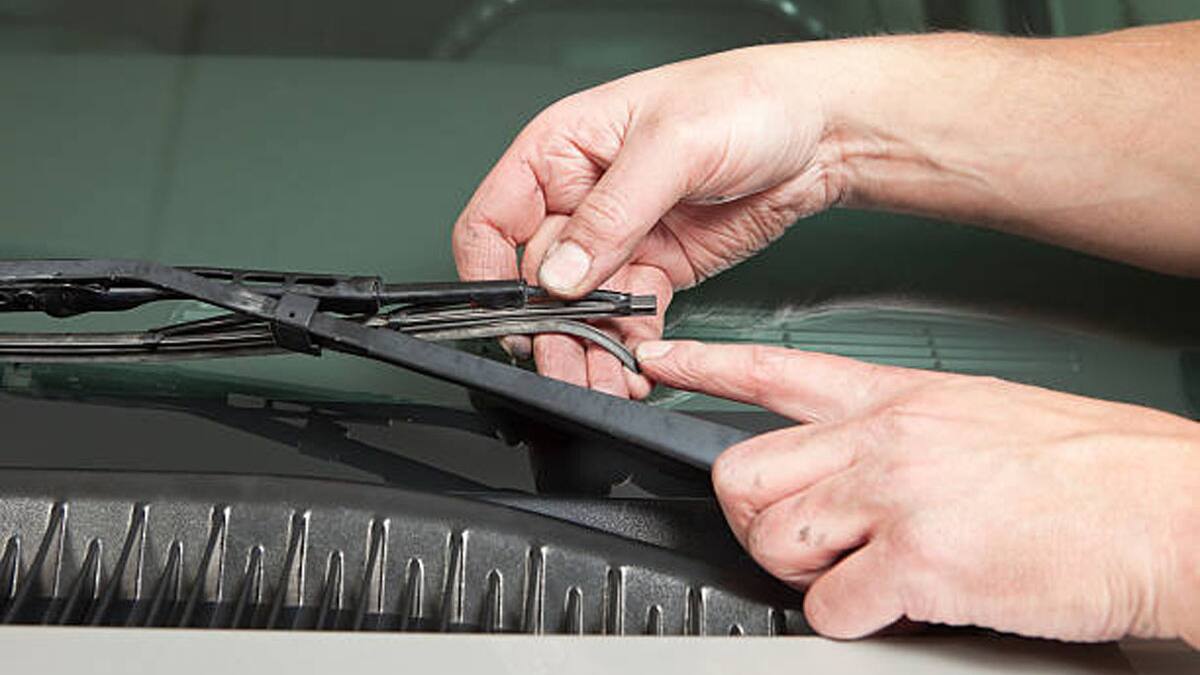 wiper blades get damaged stb