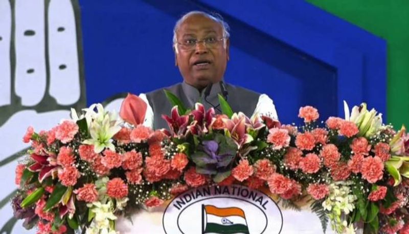 Congress Treated Hindus Muslims and Christians Equally Says Mallikarjun Kharge gvd