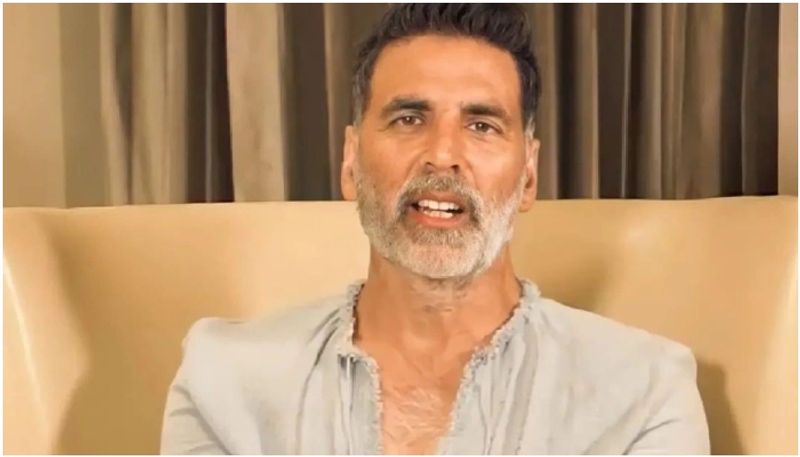 Akshay Kumar reacts on 'Fake news' that he is back as pan masala ambassador RBA