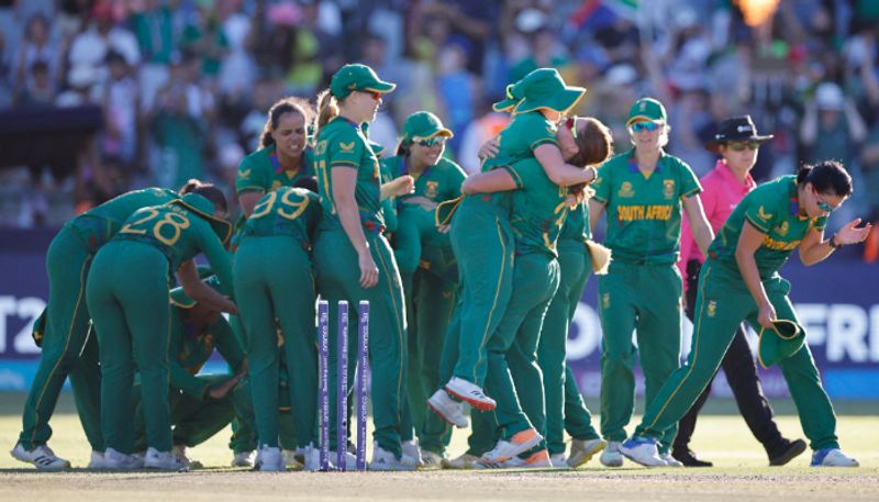 South African Women's Team Creates History, Will They Win Their First Ever ICC Trophy? MSV 