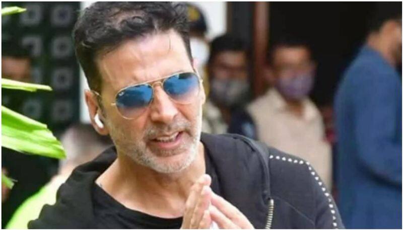 Akshay Kumar reacts on consecutive flops sgk