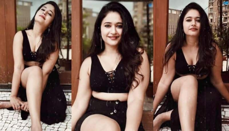 actress Poonam Bajwa attracts with her Latest stunning stills