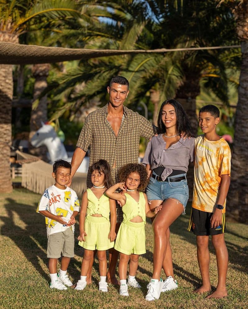 legendary footballer Cristiano Ronaldo reportedly signs contract with long time lover Georgina Rodriguez to protect wealth after break up etj