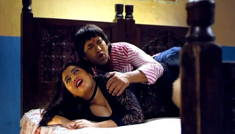 Bhojpuri SEXY video Amrapali Dubey Nirahua HOT bedroom song Nisha Me Chadhal Ba Ankhiy goes viral RBA