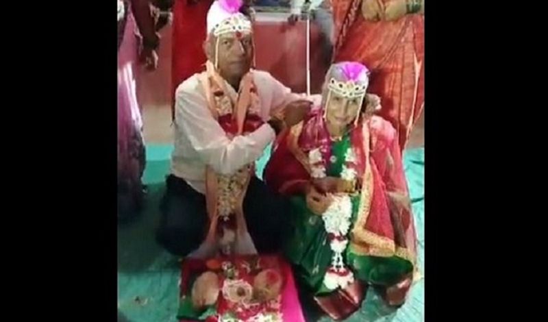 kolhapur man marries at age of 75 meets the love of his life at old age home ash