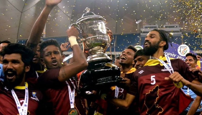 Karnataka Football Team crowned Santosh Trophy champions after 54 years kvn