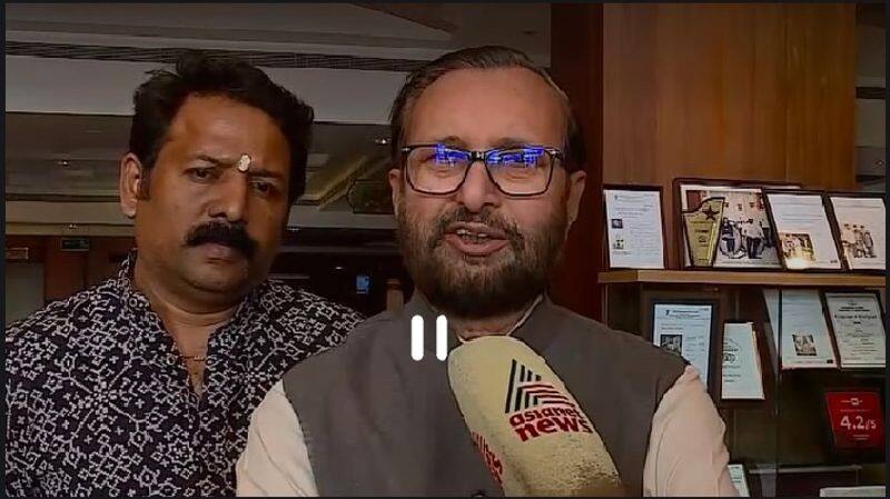 Attack on Kerala Asianet office: BJP leader Prakash Javadekar demands arrest of SFI workers akb