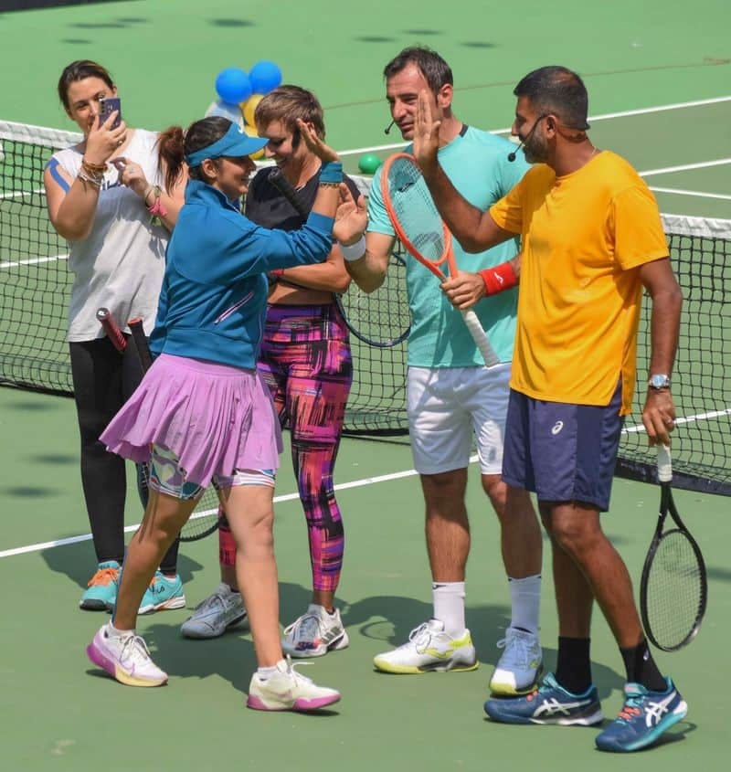 Sania Mirza plays last match at Hyderabad gkc