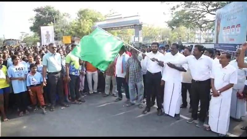 more than 4000 students participated marathon held in nagapattinam