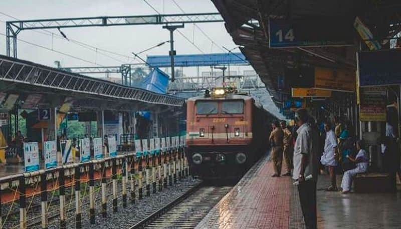 Indian Railways Night Travel: New rules to ensure sound sleep for passengers; check guidelines-sak