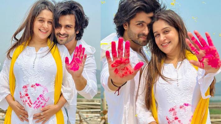 Dipika kakar Holi