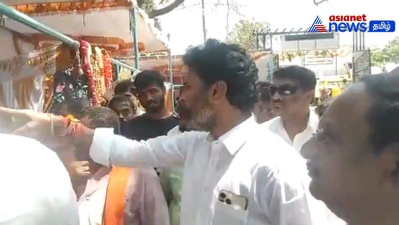 Kolar BJP MP threatened woman by asking controversial questions in public! a videos goes viral