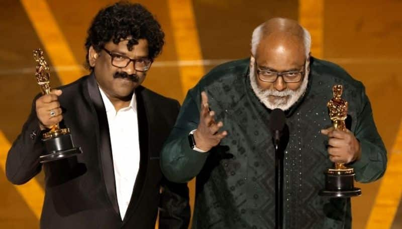 MM Keeranavani spoke in the form of a song at Oscars event