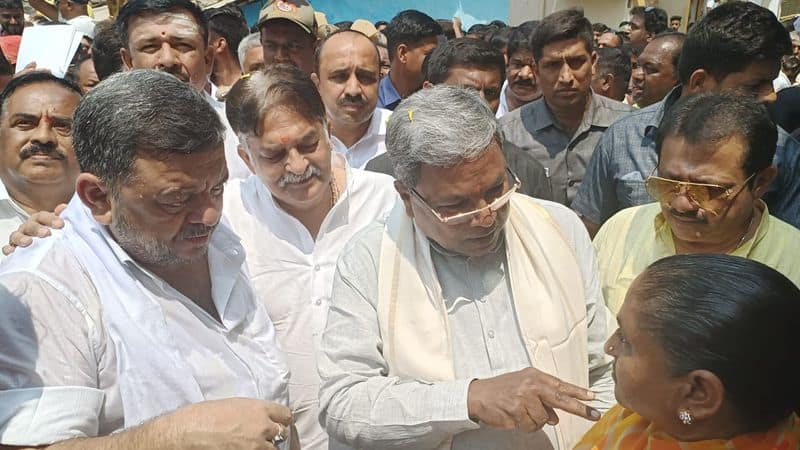 Siddaramaiah slapped MLA Ramappa fan suh