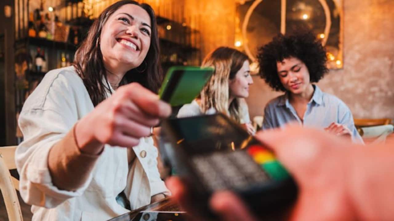 How to improve your chances of getting an instant credit card