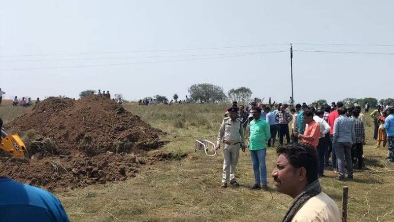 8-Year-Old Boy Falls Into 60-Feet Borewell In Vidhisha Rescue Ops Underway