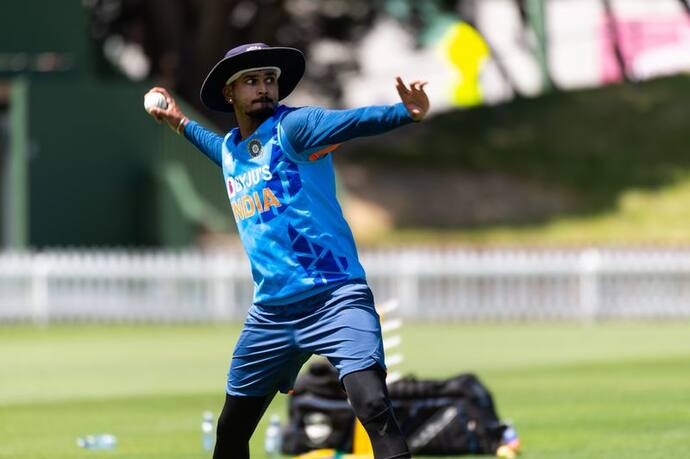 It's confirmed! Injured Shreyas Iyer ruled out of ODI series against Australia