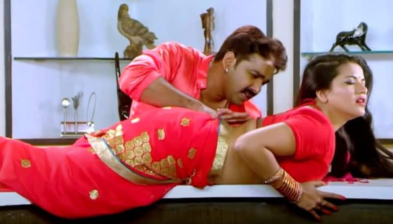 Monalisa SEXY video Bhojpuri actress Pawan Singh song Suhag Raat is too hot to handle WATCH HERE RBA