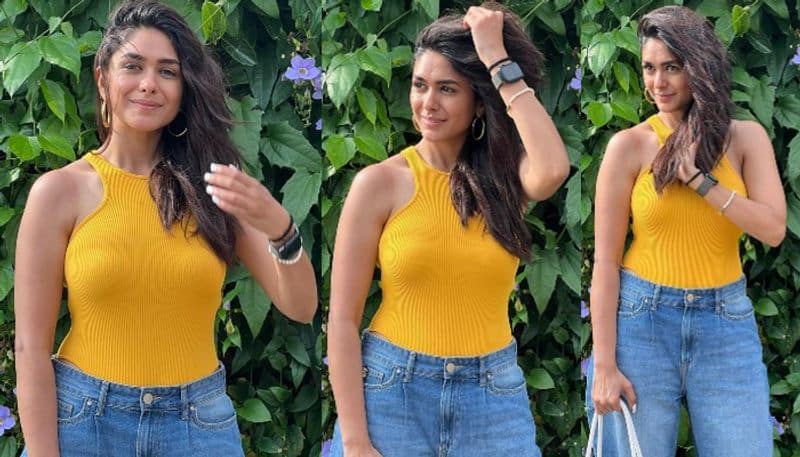 Actress Mrunal Thakur Stunning pics from her vacation