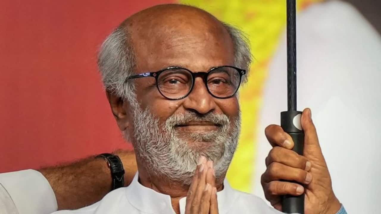 'Thalaiva in the house': Twitter explodes as Rajinikanth graces Wankhede for IND vs AUS ODI (WATCH)