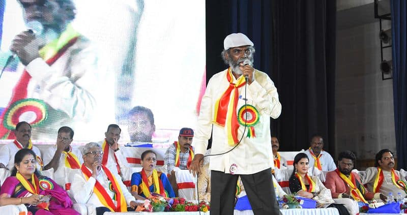 Star Dreams Are Impossible if you Sit here Says Actor Vijanath Biradar At Bidar gvd