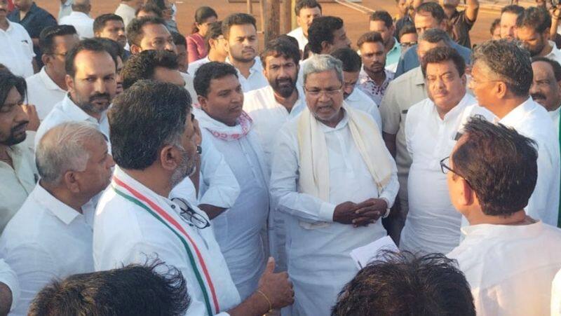 congress high command asked siddaramaiah not to contest from kolar Suggested safe constituency ckm