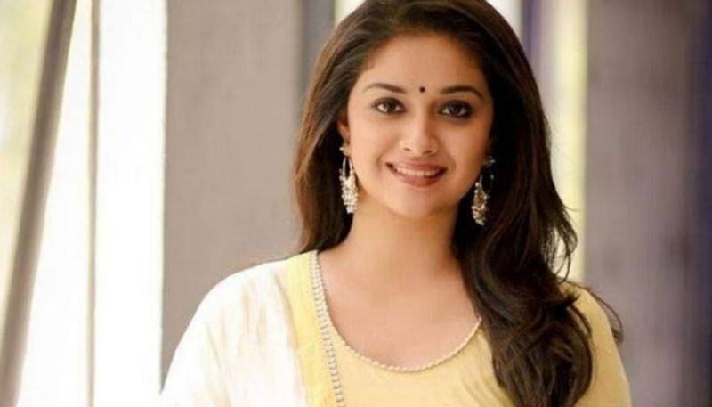 Keerthy Suresh gifts 130 gold coins to Dasara crew and including light boys and drivers sgk