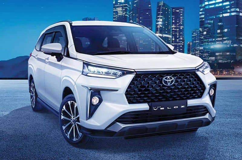 Details Of New Toyota Seven Seater SUV prn