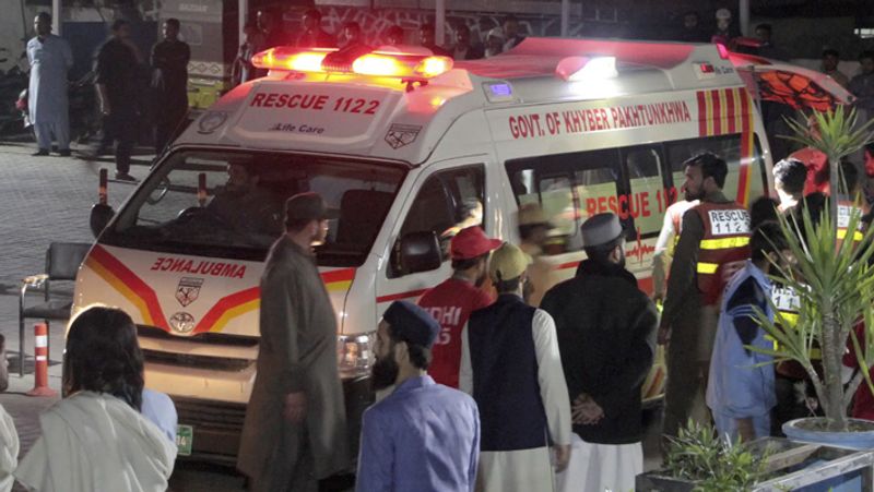 2 dead, 6 injured as 6.8 magnitude earthquake in Pakistan