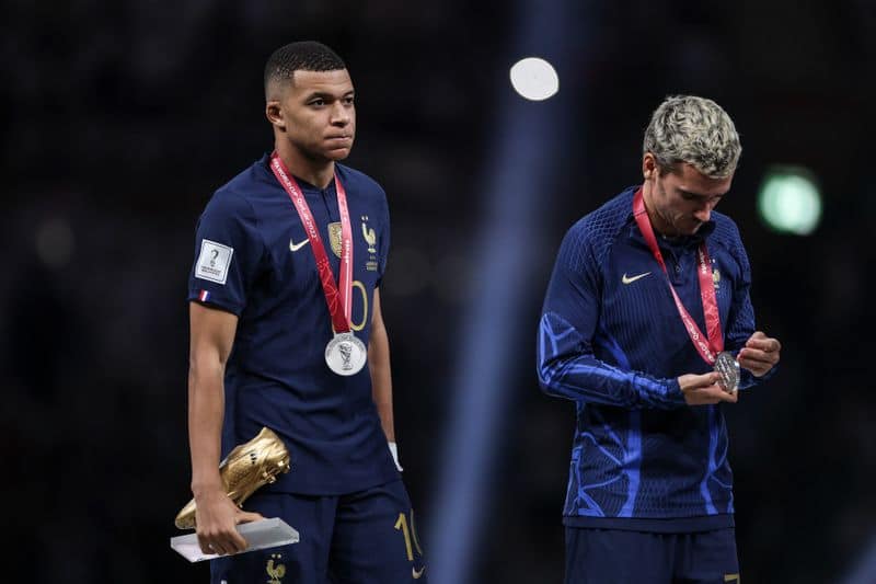 football How PlayStation diffused France captaincy tension between Kylian Mbappe and Antoine Griezmann-ayh