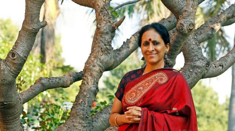 shocking singer bombay jayashri admitted hospital 