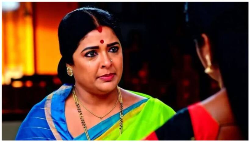 Padamati Sandhyaragam: కొడుకు మీద కంప్లైంట్ ఇచ్చిన పద్మ.. శీనుని నిలదీసిన రఘురామ్!