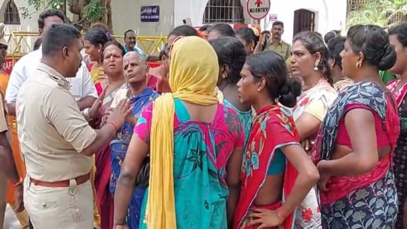 Police sexually harass transgender woman in Puducherry; Transgender protest by laying siege to DGP office