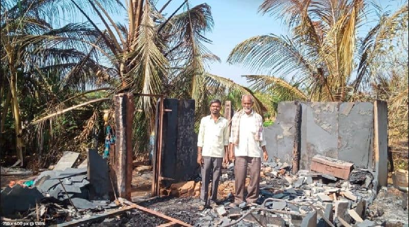 Fire in a nut plantation 2000 coconut saplings destroyed Officials do not reach the spot even after 24 hours at hiriyur rav