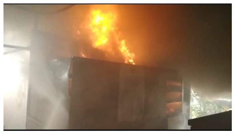 Fire on Ice Cream Warehouse in Mangaluru grg 