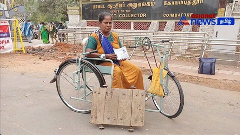 A disabled person in a wheelchair, the collector Immediately approved the  Three-wheeled bicycle!