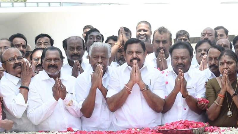 EPS has called a meeting of AIADMK district secretaries on July 5